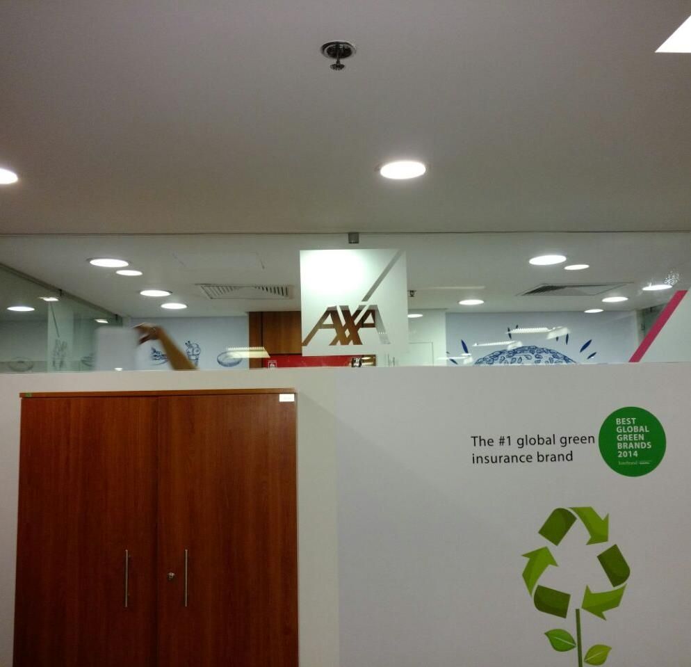 AXA · Reception branding