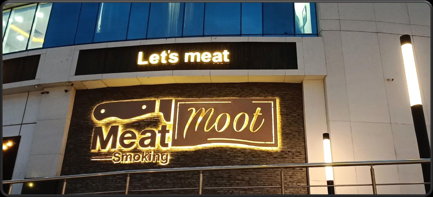 Meat Moot · Backlit restaurant sign